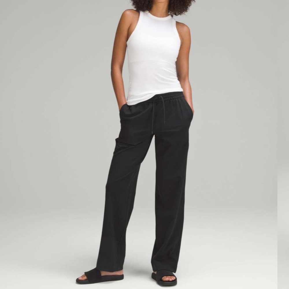 NEW lululemon Black Luxtreme Mid-Rise Straight-Leg Trousers